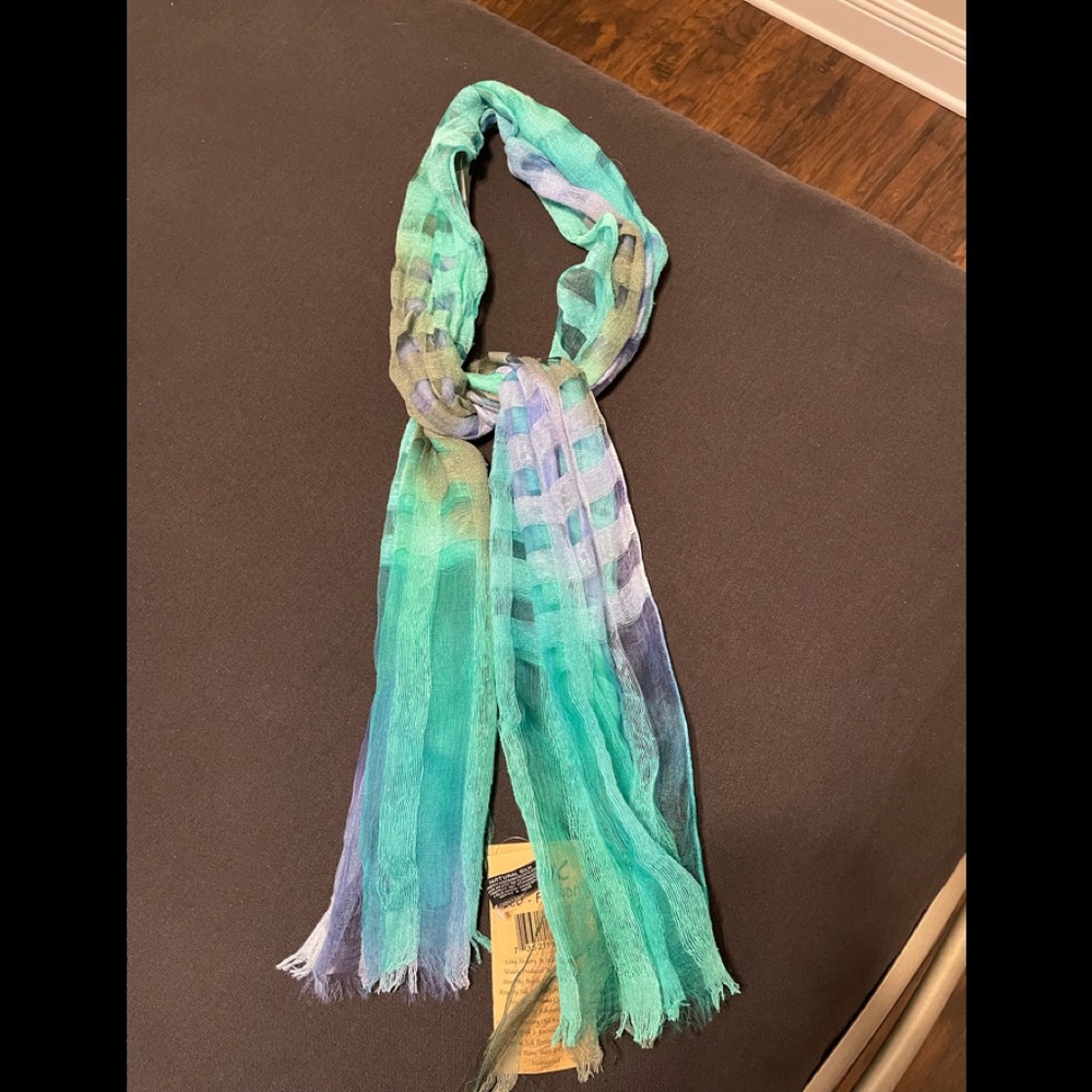 Silk scarf NWT